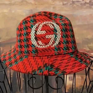 Gucci | Accessories | Bnwt Authentic Gucci Hounds Tooth Wool  display picture 2